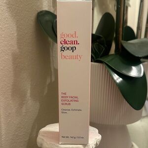 Body Facial Exfoliating Scrub NEW